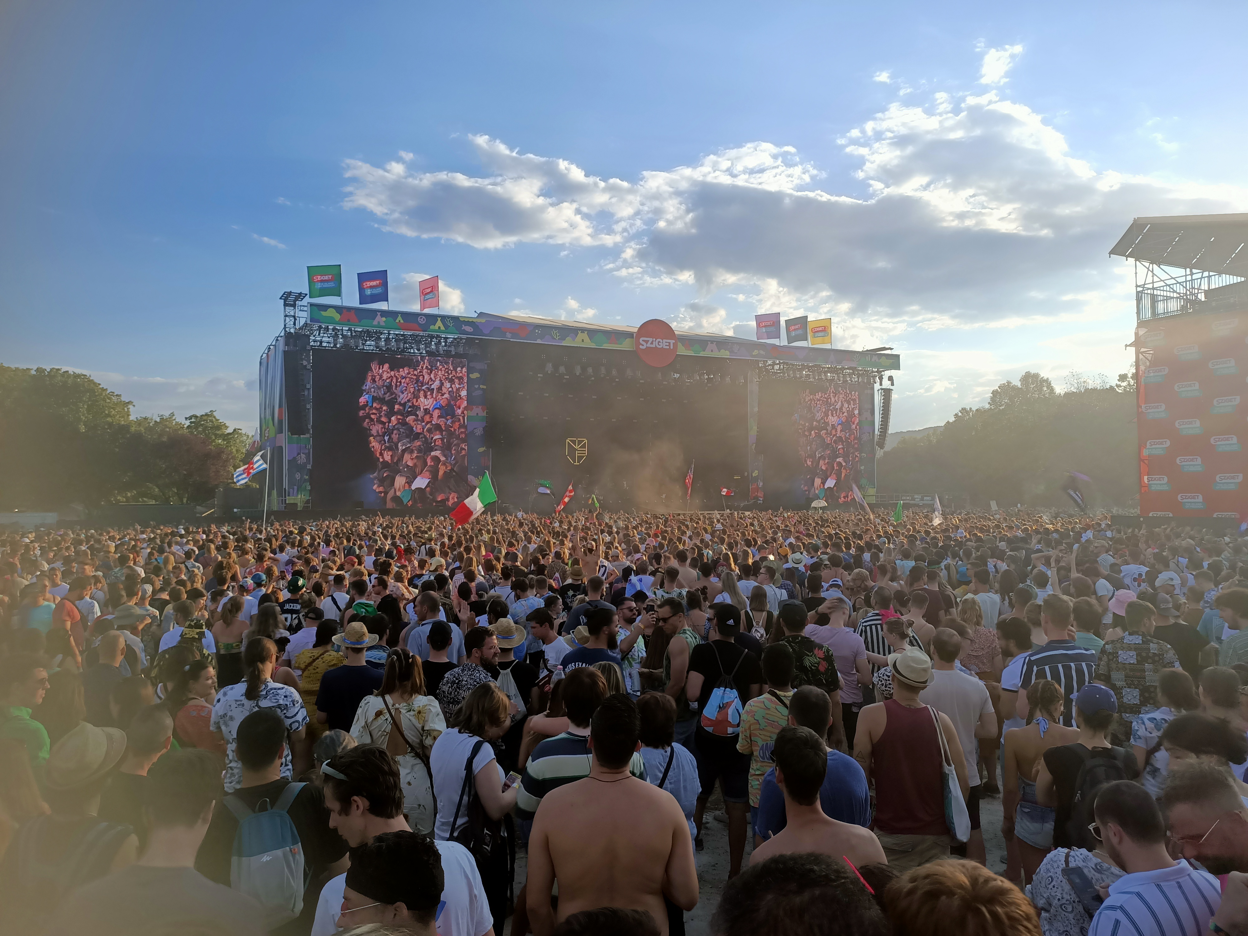 Alcalá es música viaja a Sziget